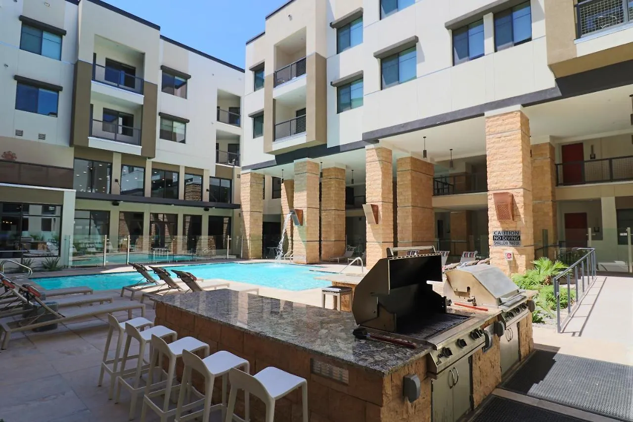 Courtyard View-Walk Score 81-Shopping District-King Bed-Parking G3043 Scottsdale