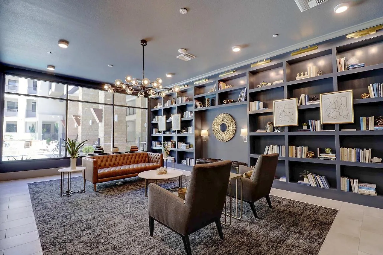 Courtyard View-Walk Score 81-Shopping District-King Bed-Parking G3043 Scottsdale Apartman